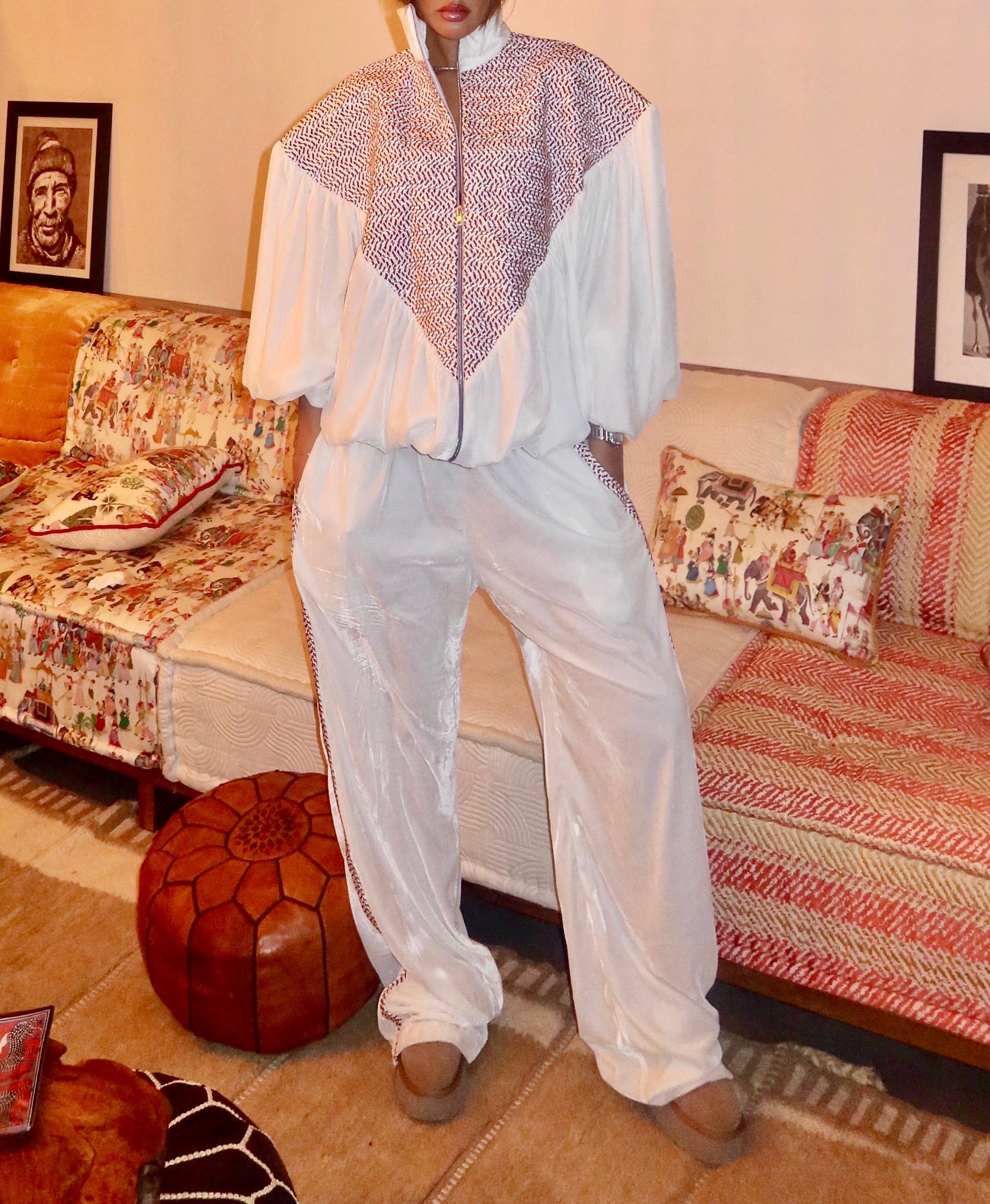 Heritage Set - Cream & Cherry