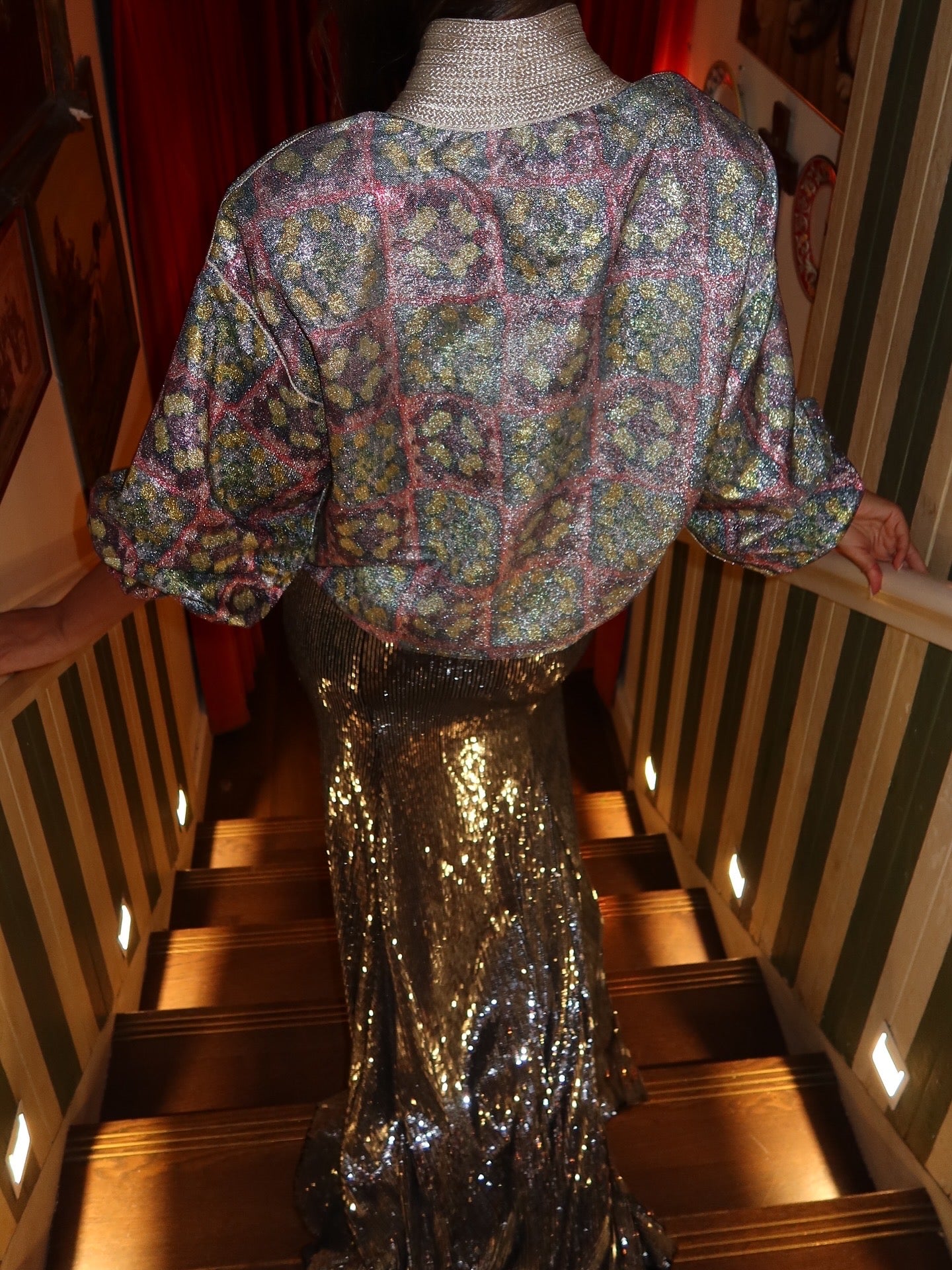 BELDI HOODIE - Vintage Roses